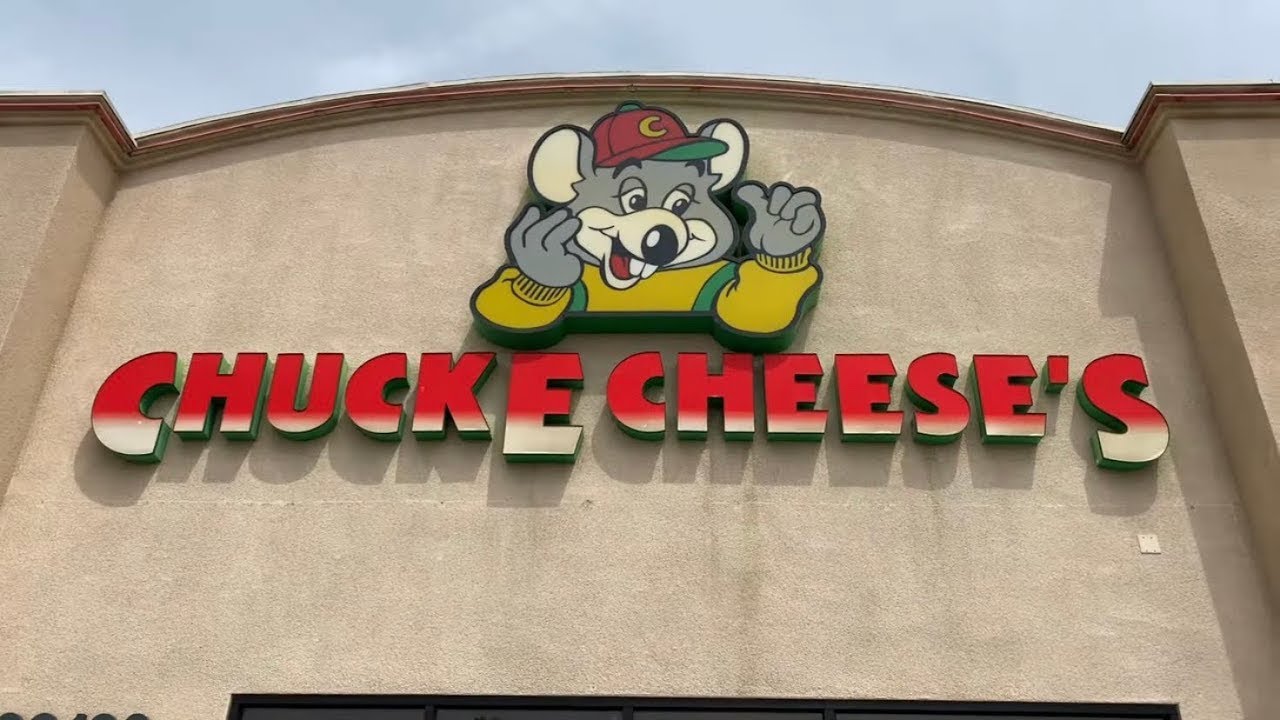 Chuck E. Cheese Moreno Valley, CA store tour