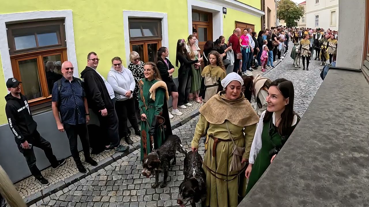 ZNOJEMSK&Eacute; HISTORICK&Eacute; VINOBRAN&Iacute; 2025 - průvod