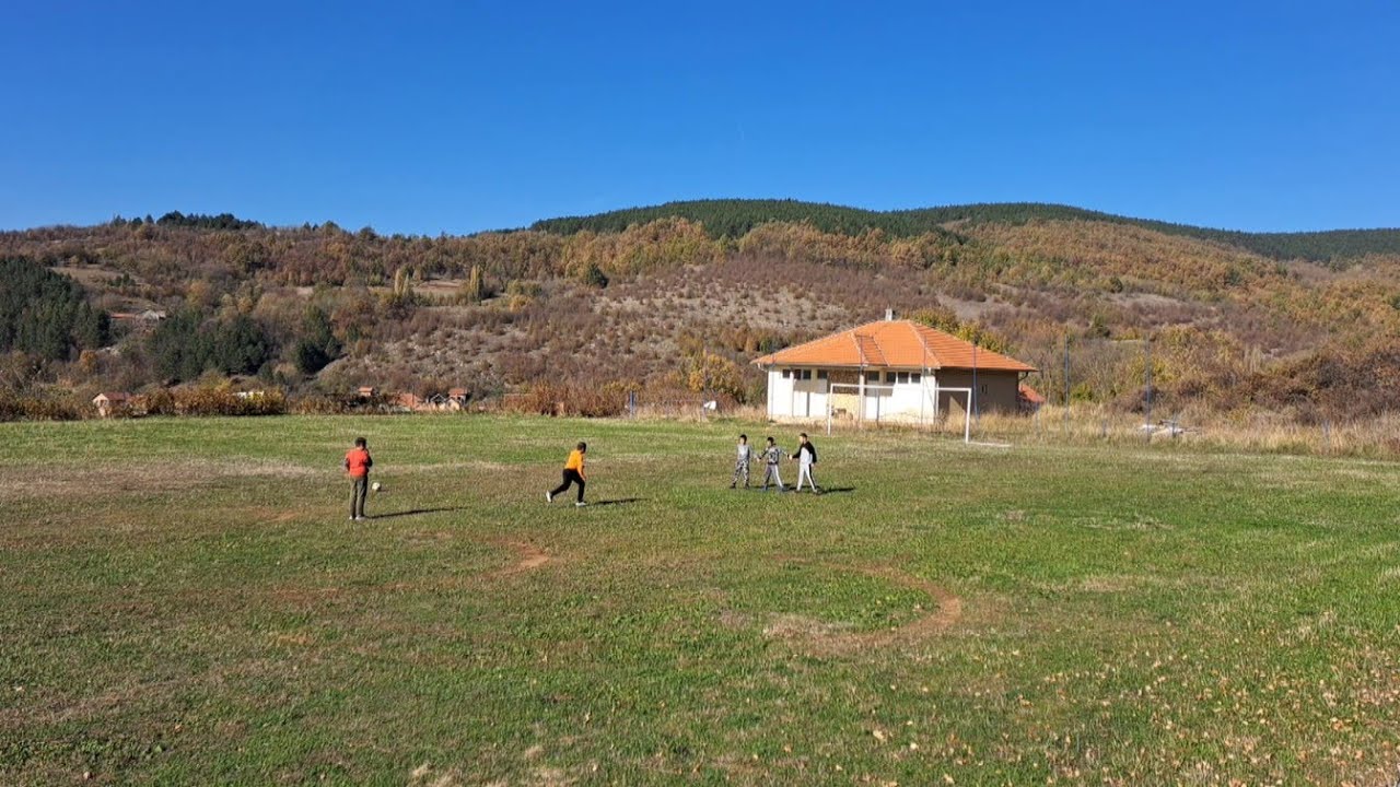 Outdoor Classroom Day 2024 - Izlet do fudbalskog igralista FK ''Polet'' Zabrega (7. novembar 2024.)