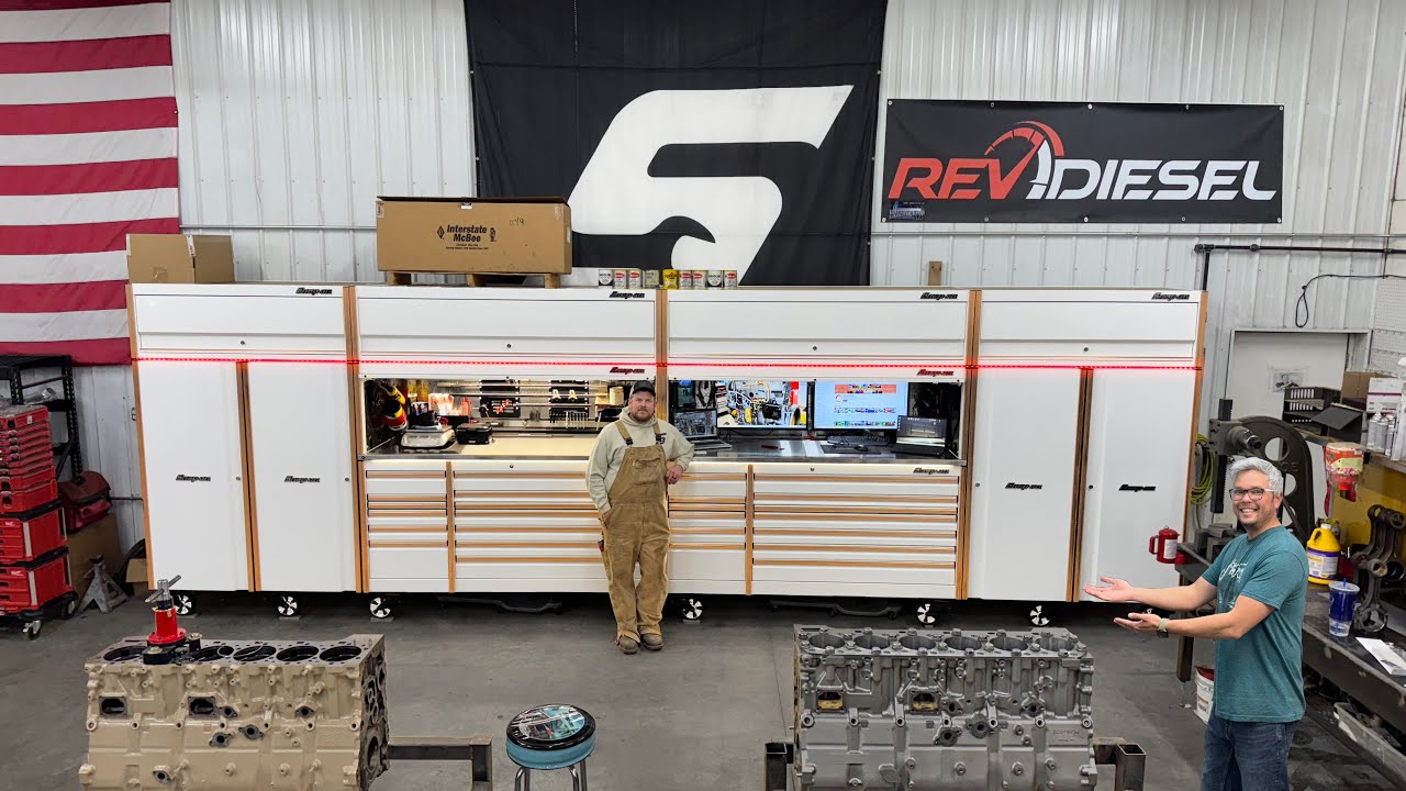 DIESEL Engine Builder with an ENORMOUS Snap-on EPIQ (Toolbox Tour)