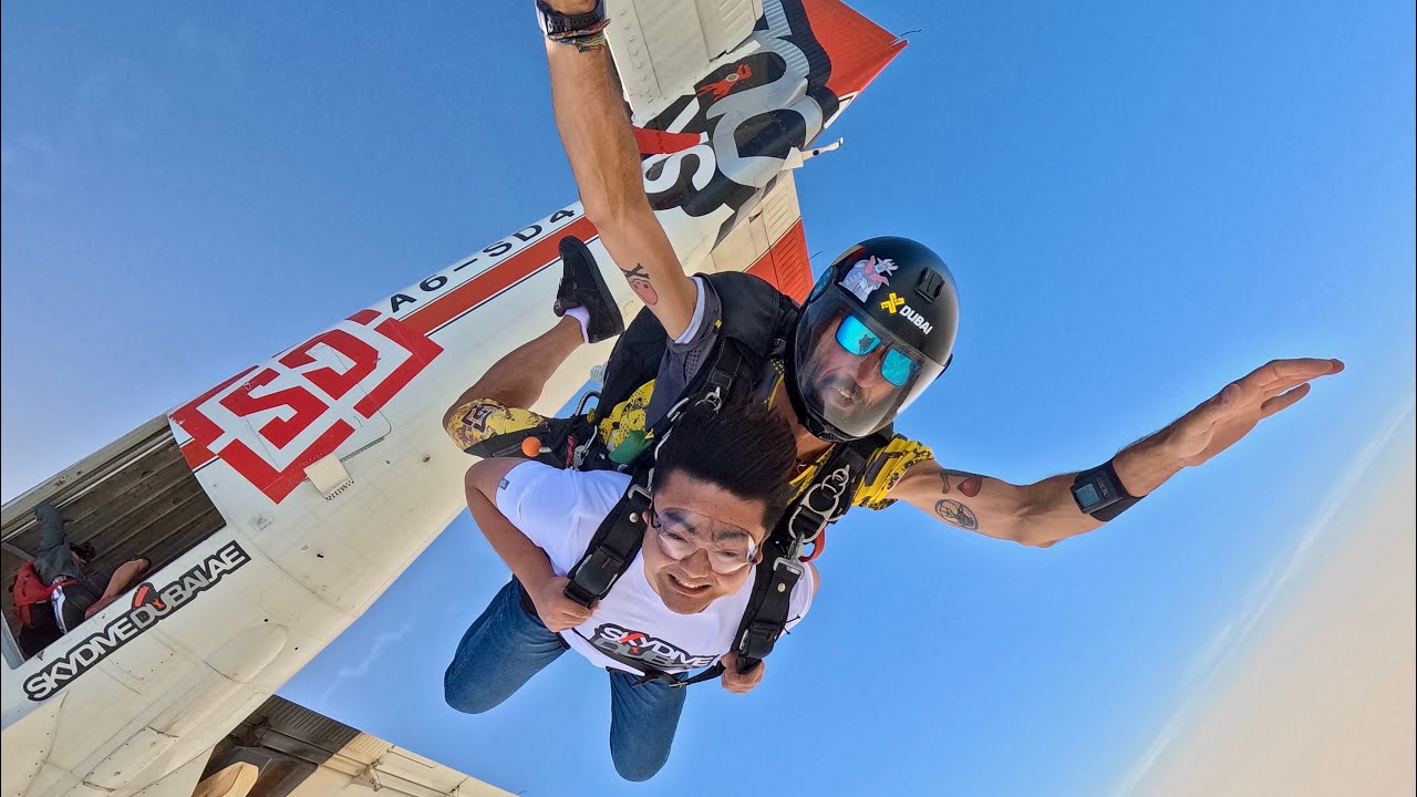 SKYDIVE DUBAI!