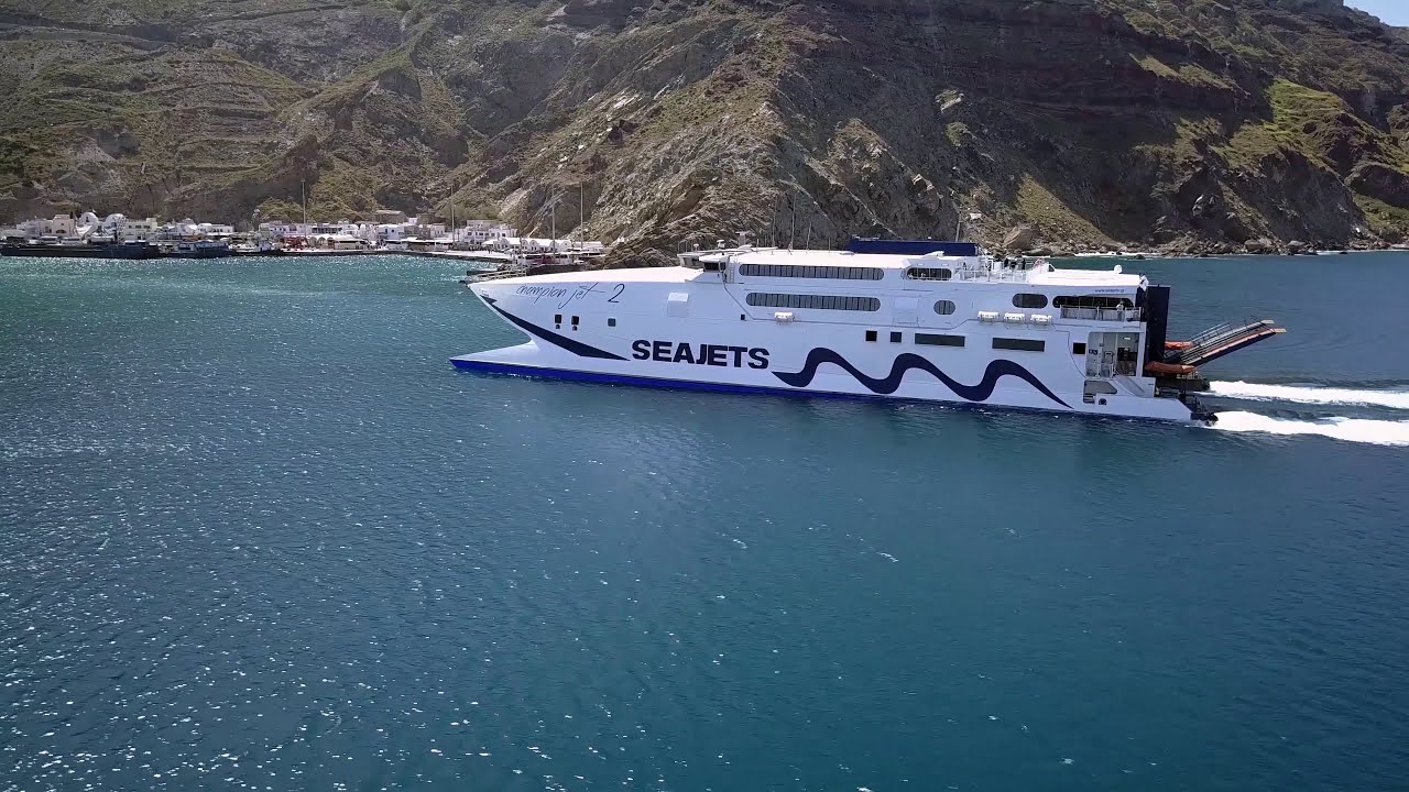Champion Jet 2 in Port Thira Santorini Greece/ 2019.05.13 Fira Santorin
