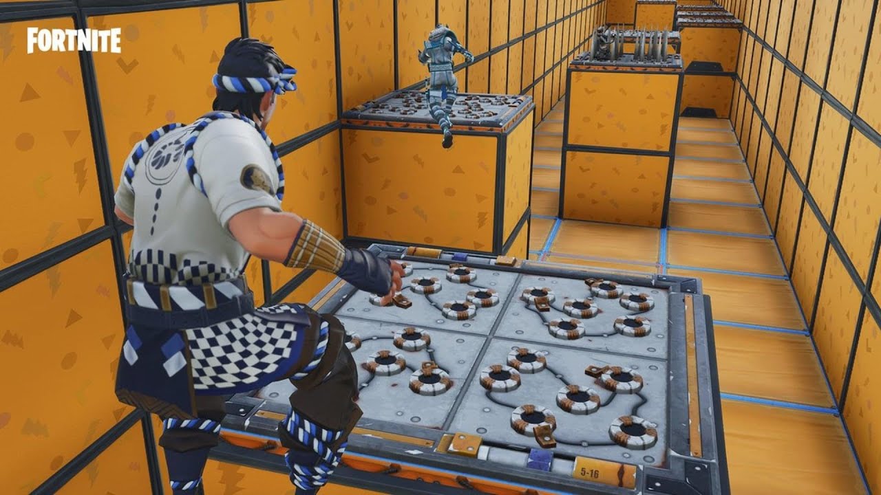 5:25 - 50 Level CIZZORZ Deathrun - World Record!
