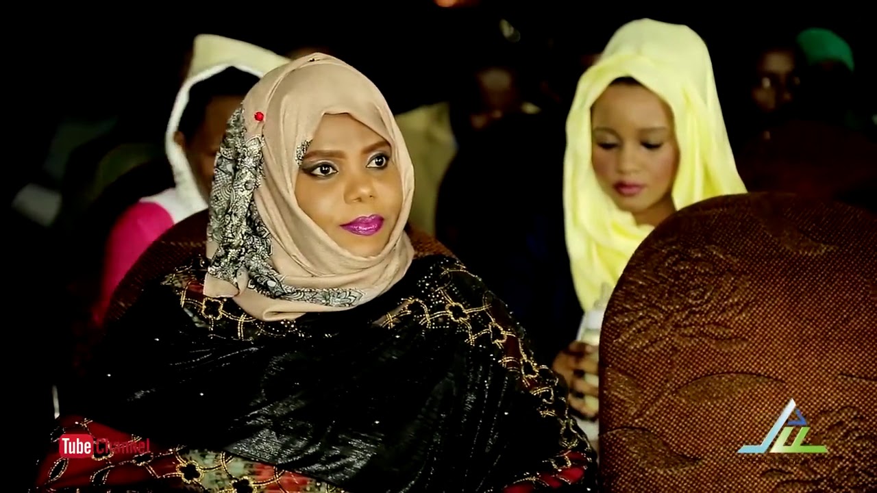 Muone mwinyi mpeku alivo funika jukwaa