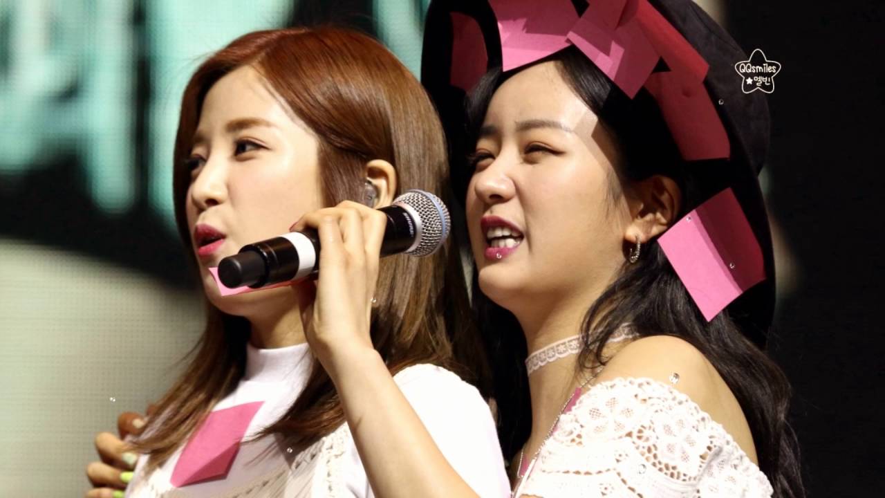 APINK - Chomi (Chorong & Bomi) Lovely Story 5