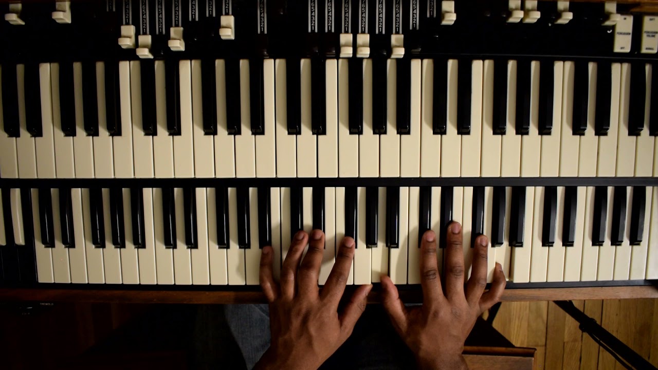 Basic Churchy/Preaching Chords on the Hammond - F#
