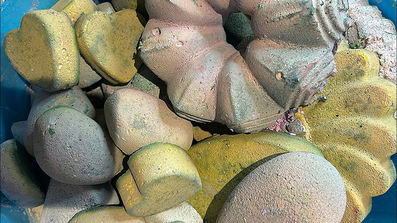 Ugly earthy crush | asmrgymchalk | satisfying | please subscribe | melting | powdery 
