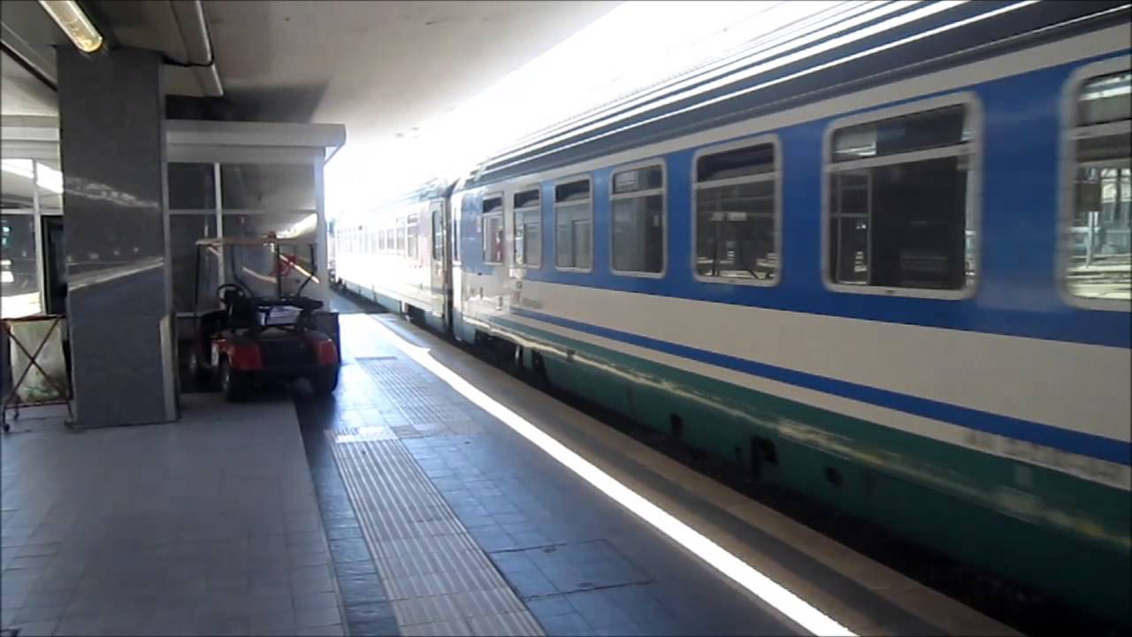 GRUPPO E656/655 UNA PASSERELLA DI 9 MINUTI PER IL LOCOMOTORE PIU' AMATO DI SEMPRE!