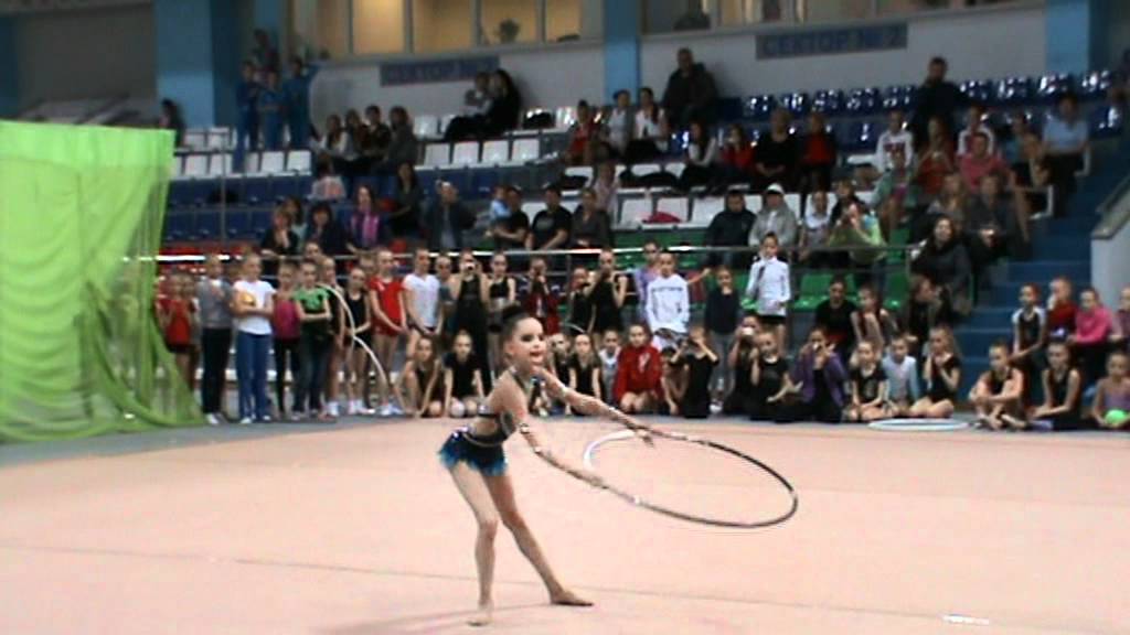 Аверина Дина 1998г. обруч