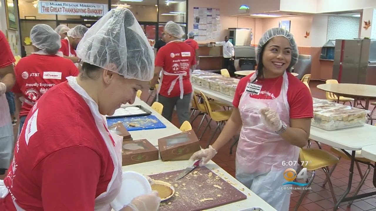 Miami Rescue Mission Provides Meals, Smiles For Those In Need