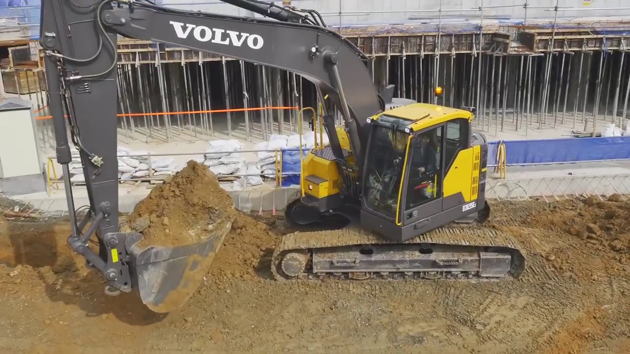Volvo ECR145E-ECR235E excavators promotional video