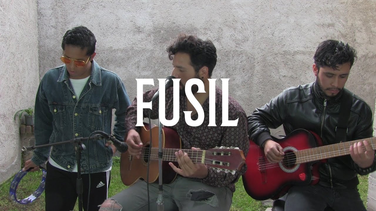 Fusil - Caliber Killer en Ac&uacute;stico por La Real Escena Emergente by DEMS (noviembre, 2018).