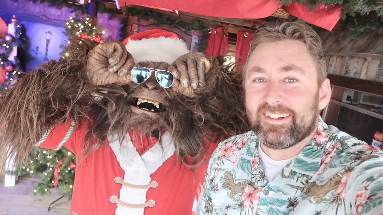 Gatorland Orlando At Christmas Time — праздничное мероприятие с Крампусом Кроком и болотным багги...