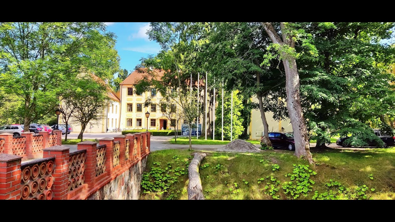 Dwory i Pałace Północnych Kaszub