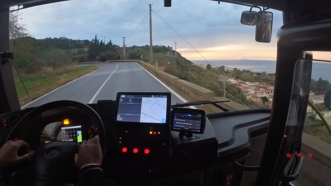 POV Bus Driver in Messina, Italy 🇮🇹 | Linea 32 ANDATA Sunset Ride / Guida Autobus al Tramonto 🚍#bus