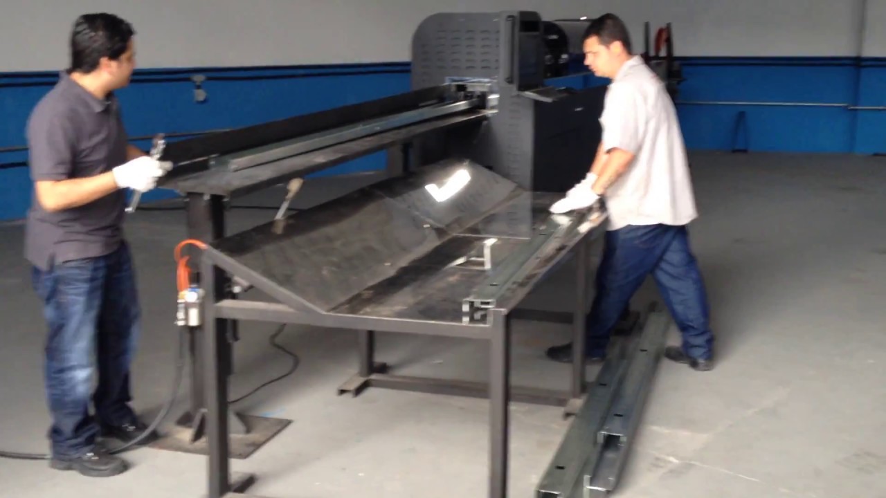 Perfiladeira para produção de perfis para Steel Frame (consultoria www.tecnobra.com.br)