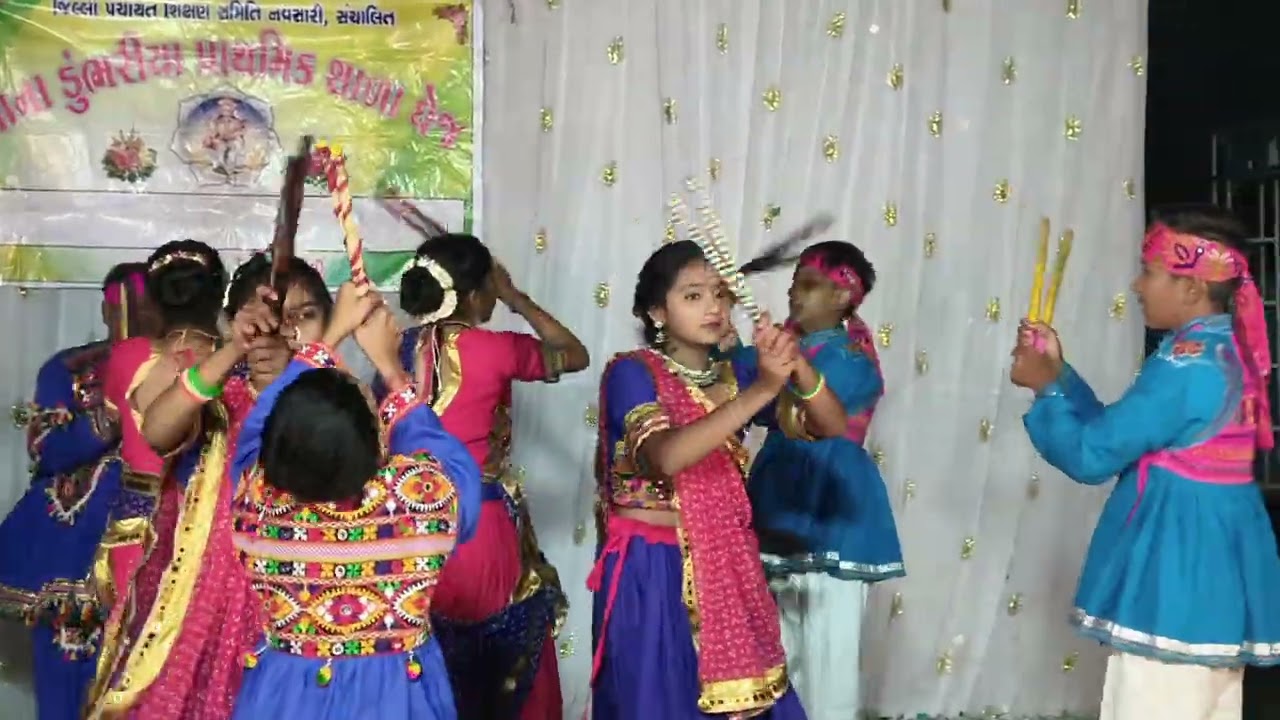 Nana dumbhariya primary school 2026 republic day rash garba 