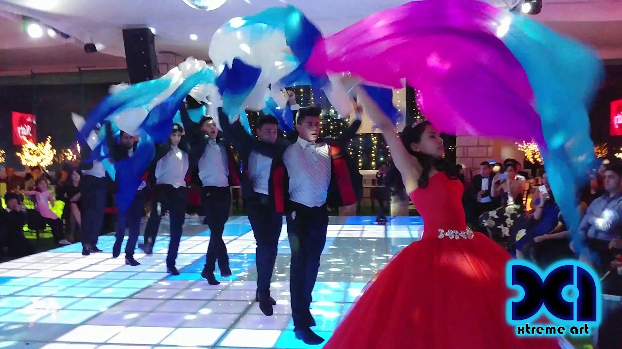 VALS CON ABANICOS XTREME. Quinceañera: Naty Espectacular