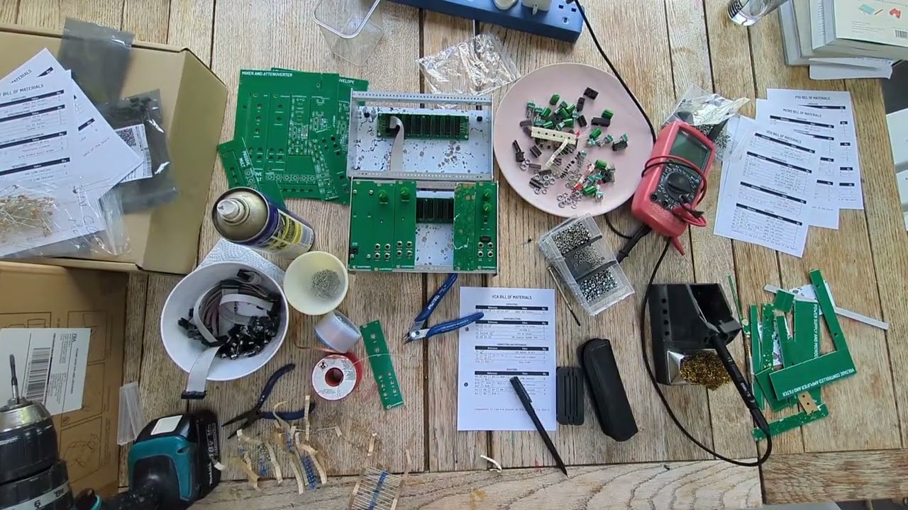 Clacktronics - Build Your Own Modular - DIY Eurorack synth book - Speed build