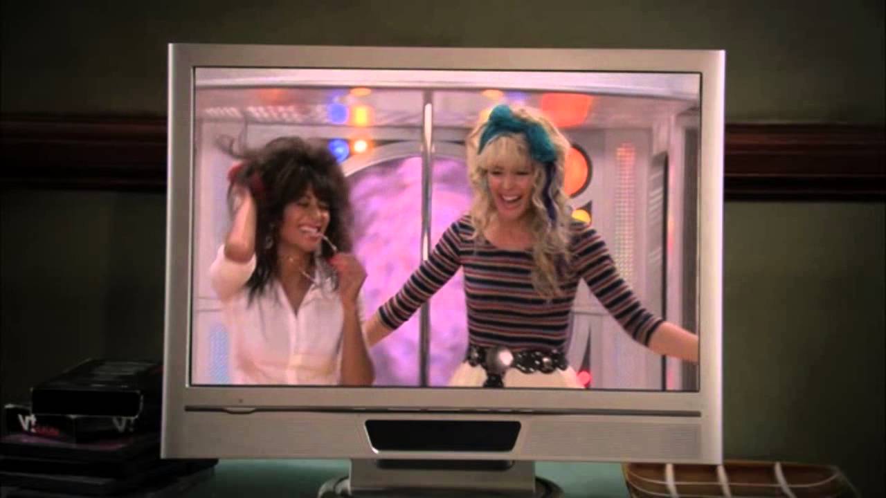 robin sparkles 3 español - space teens
