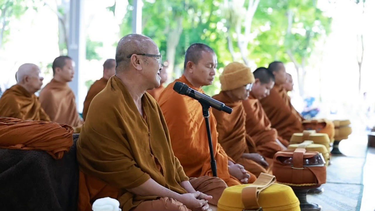 Live หลวงตาสินทรัพย์ให้โอวาทธรรม โรงปั้นพระอุดร 17/3/69
