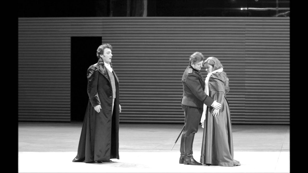 Donizetti: La Favorite (Paris 2013) Alice Coote.