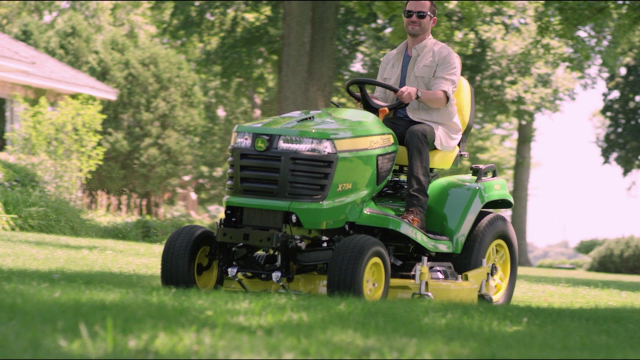 John Deere Signature Series X734