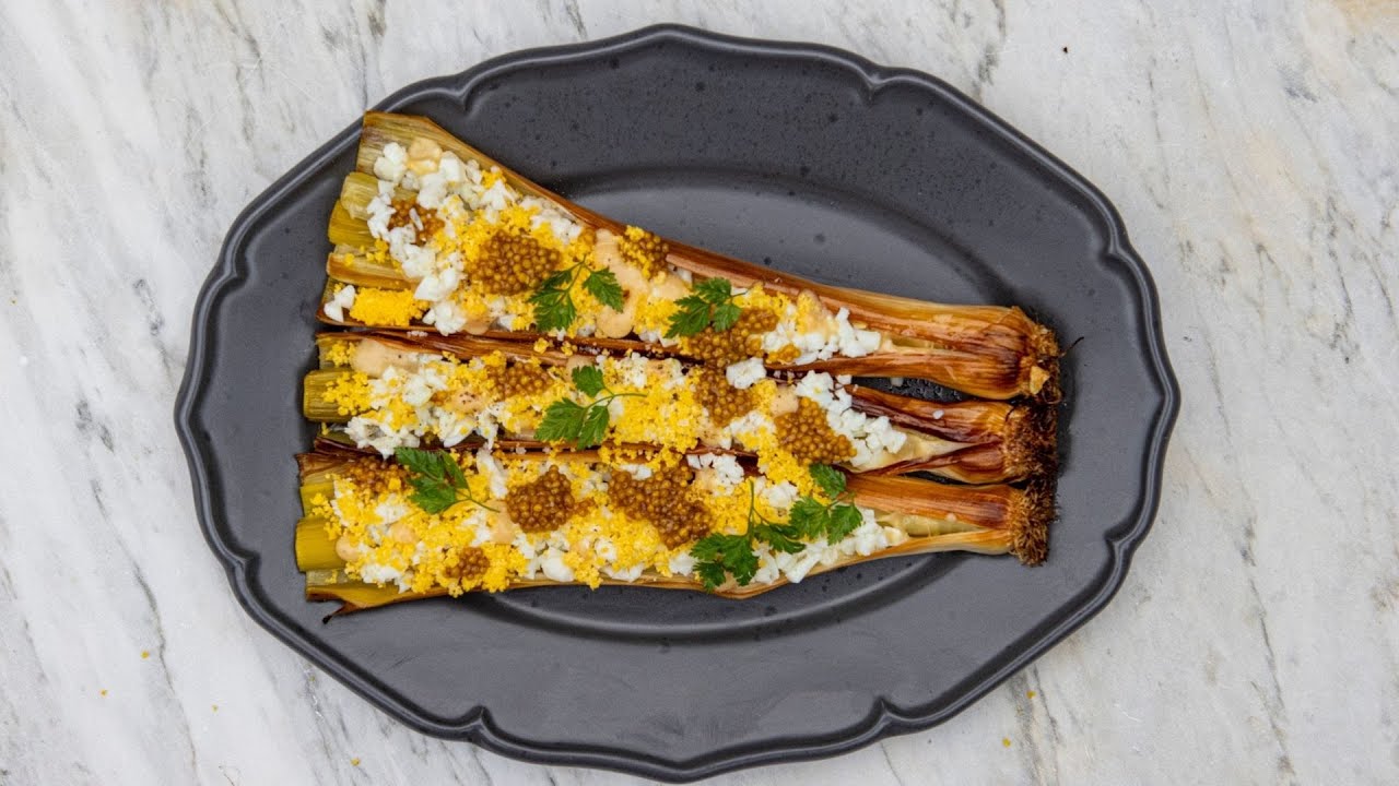 RECETTE #26 - Poireaux vinaigrette « rôti », pickles de graines de moutarde - Fabrice Mignot
