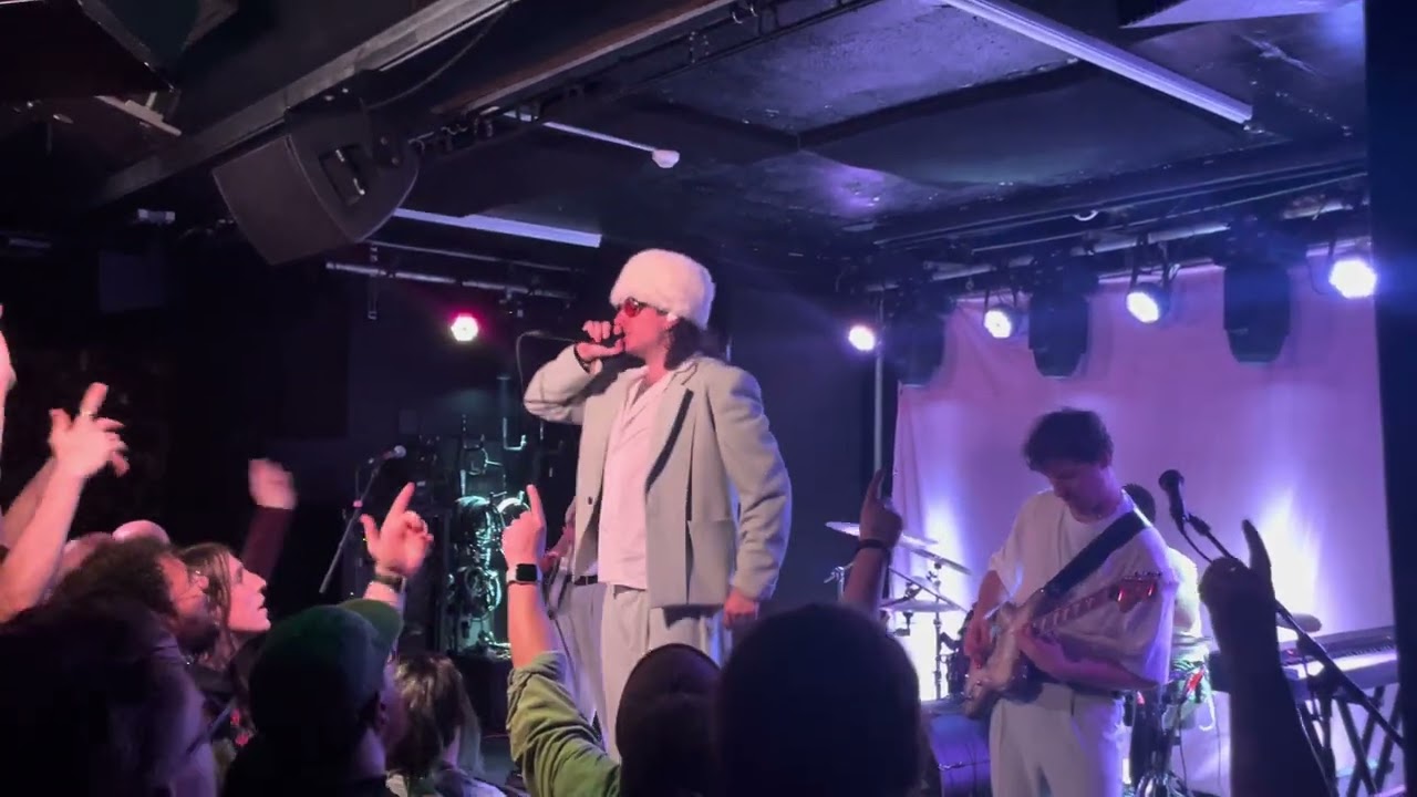 Vianova live - Uh Yaya Cardiff 1/2/26