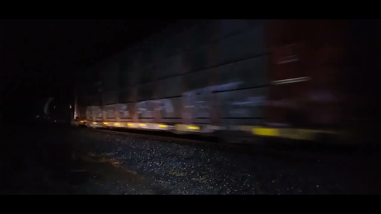 7:40 csx M560-02 with a BCOL-4625 C40-8M trailing third eastbound at attridge road milepost 382