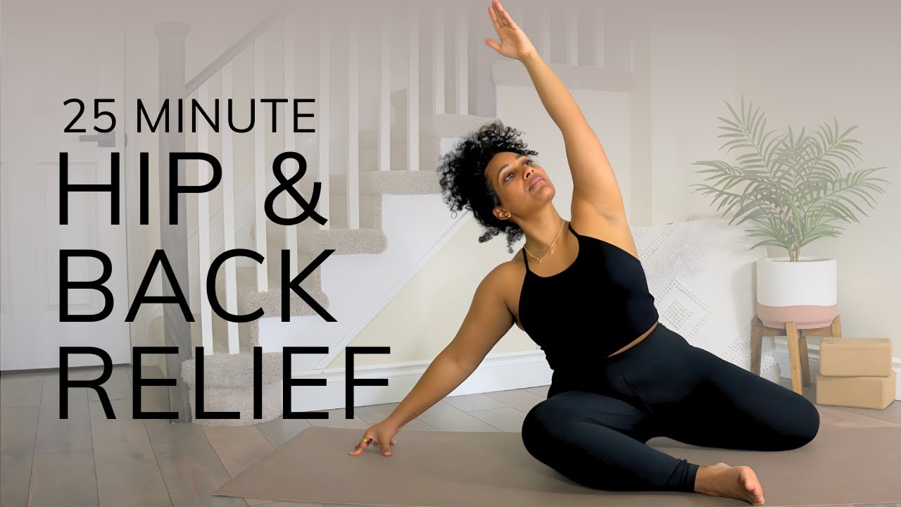 Мягкая утренняя гимнастика сидя для пробуждения и снятия напряжения в бедрах и пояснице.