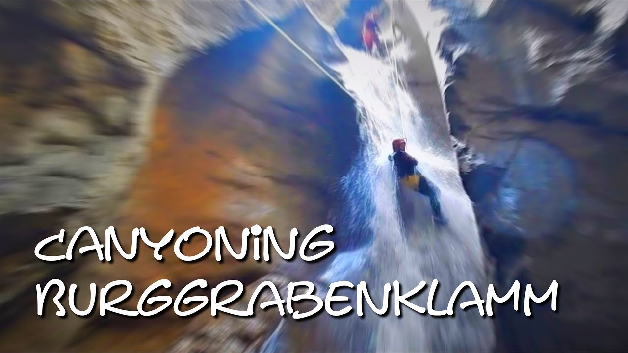 Canyoning Burggrabenklamm - Abseilen im Wasserfall und hohe Sprünge