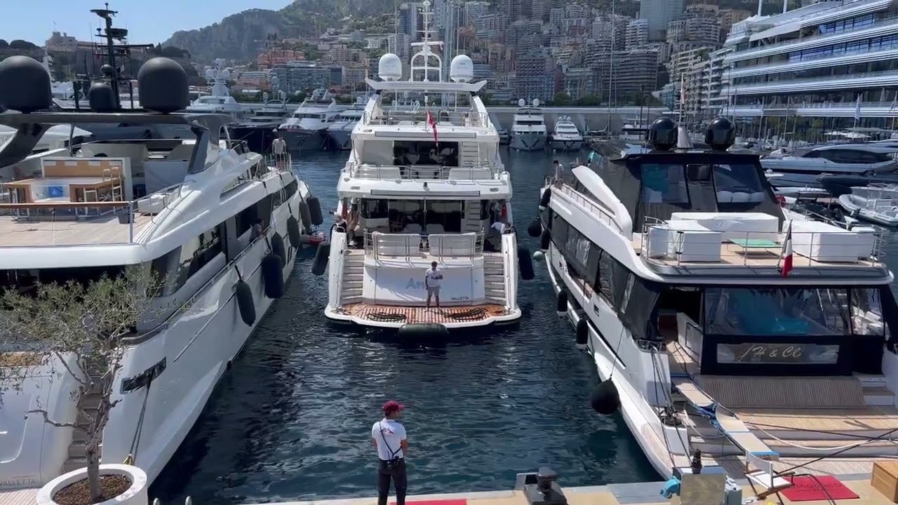 M/Y ANYA 131'5