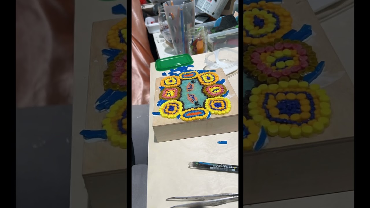Fish mosaic blue background time lapse 