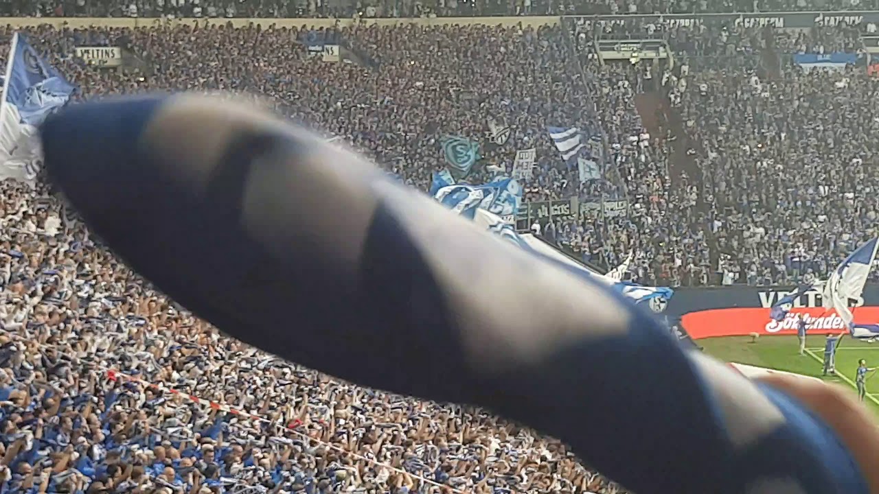 Steigerlied auf Schalke gegen Dortmund:)