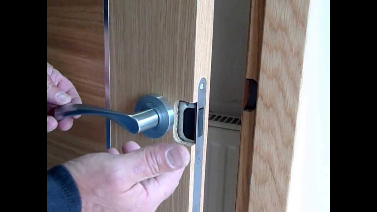 DoorSuppliesOnline - Magnetic Door Latch
