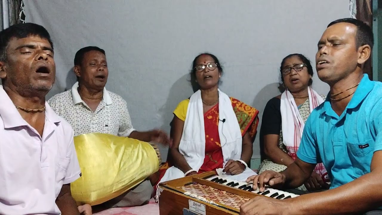 আসর কীর্তন 🙏 আমি ডাকি গৌর বারে বারে। নমস্কার 🙏 পাসে থাকুন 🙏 ভুল ত্রুটি ক্ষমা করবেন 🙏 হরে কৃষ্ণ 🙏