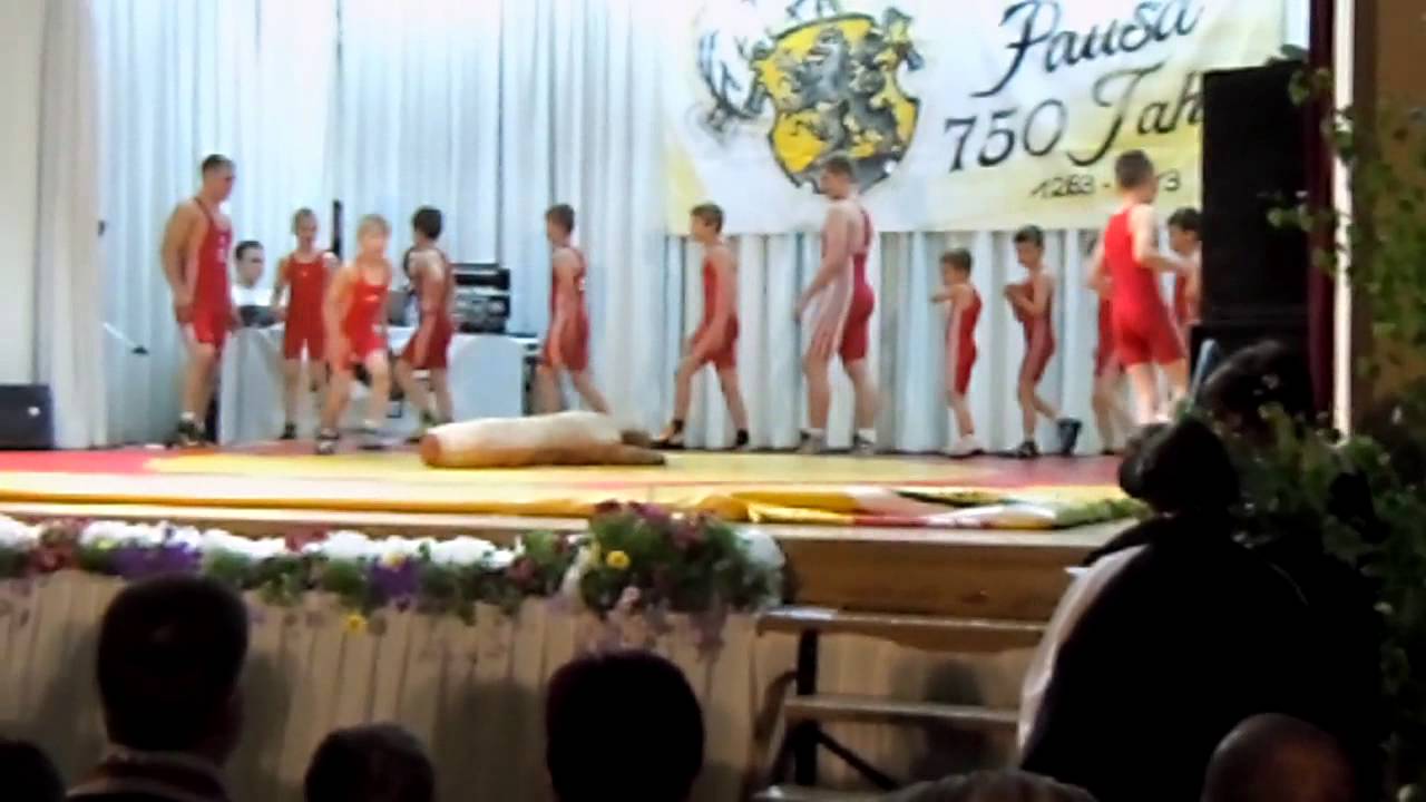 Show-Training der Nachwuchs-Ringer des KSV Pausa zur Festveranstaltung 
