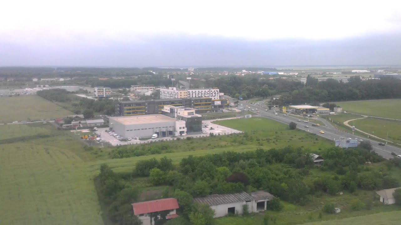 Final approach and landing at Bucharest Henri Coandă Otopeni Airport