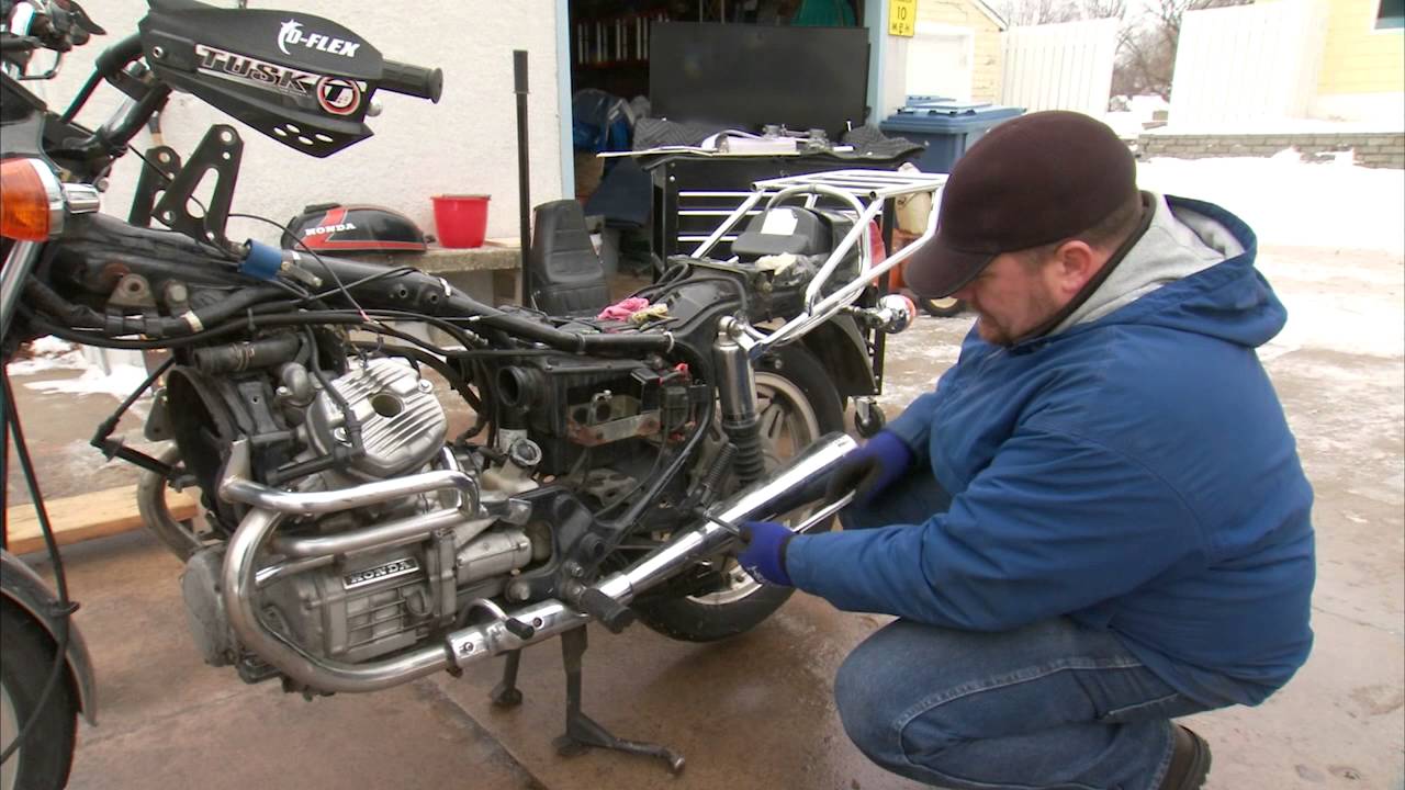 CX500 Radiator and Engine Removal