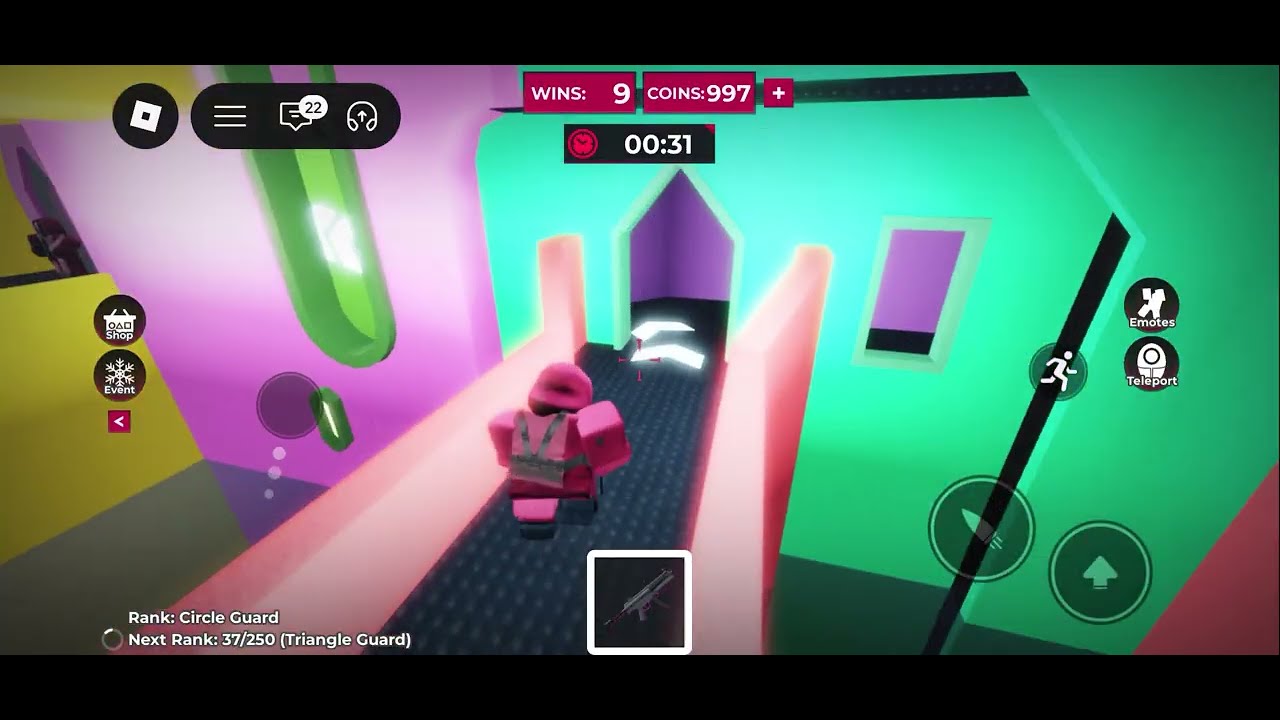 Playing squid game X in Roblox as a guard ￼