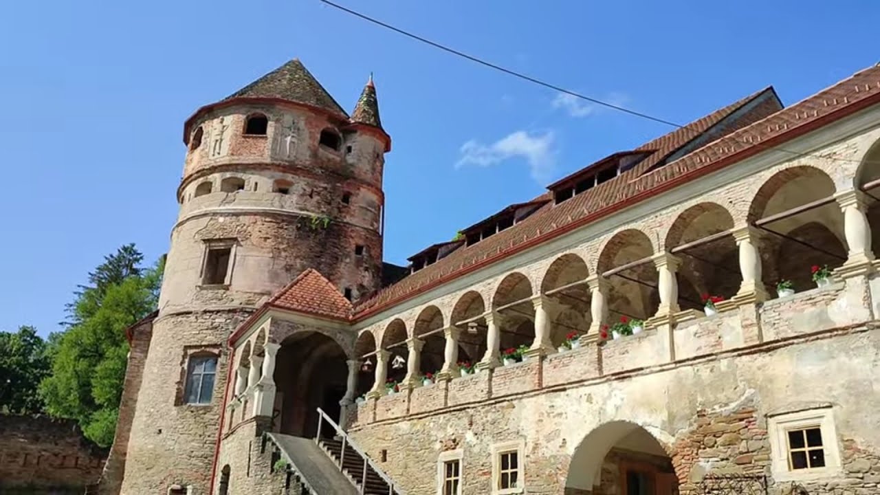 Castelul Bethlen, din Criș- cel mai frumos castel renascentist din Transilvania. @mihaiturcea