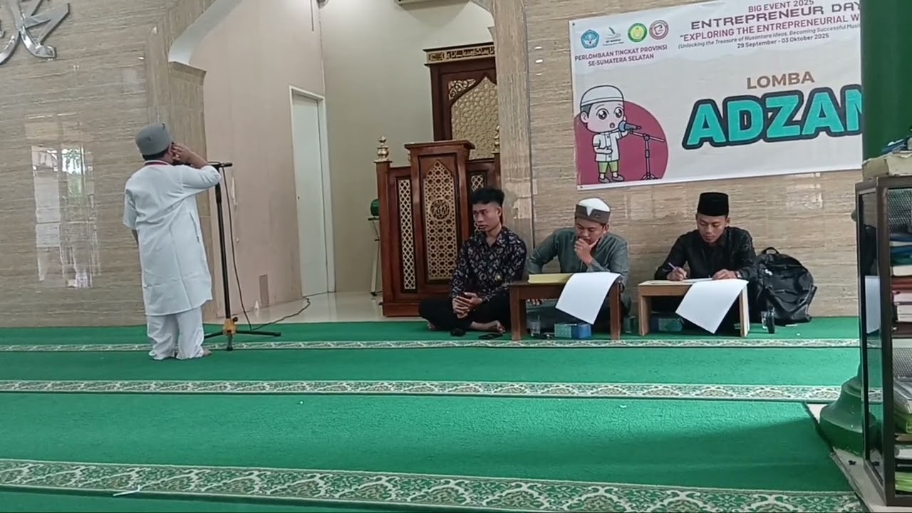Lomba adzan