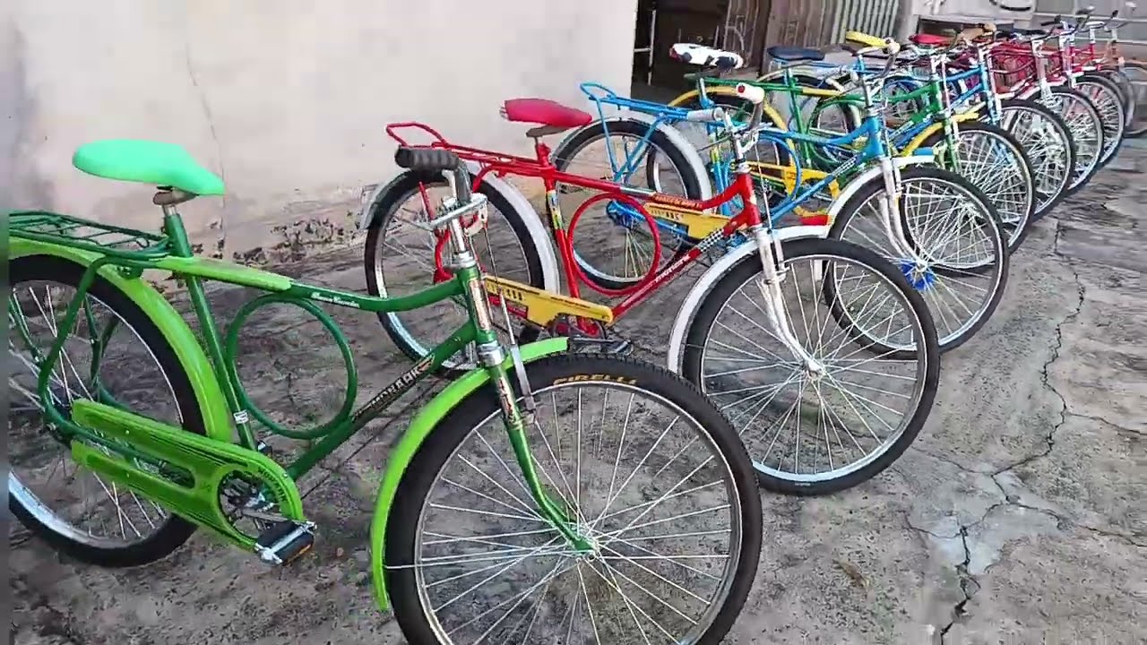 AS MAIS LINDAS BICICLETAS DA MONARK ESTÃO À VENDAS AQUI.