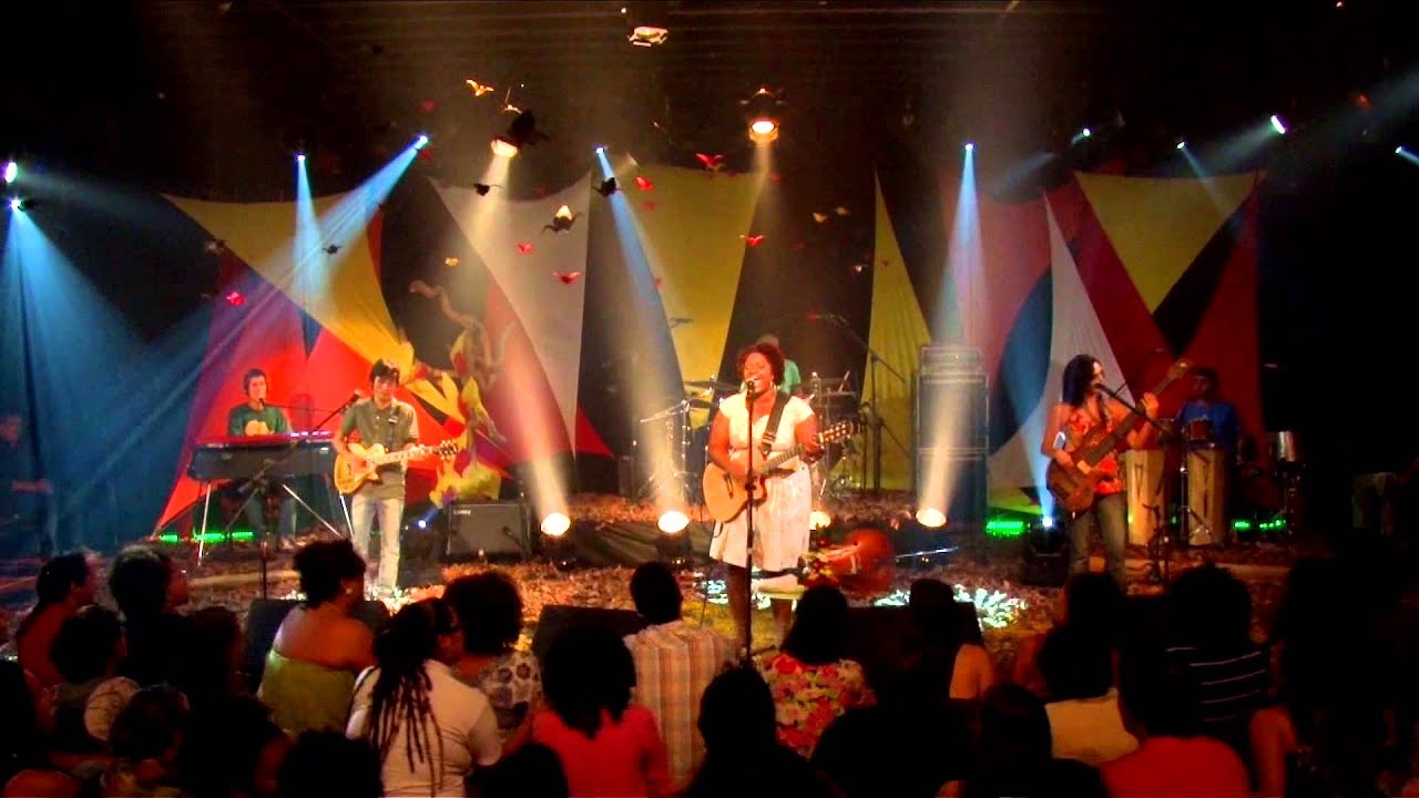 ellen oléria e pret.utu - testando (2012)