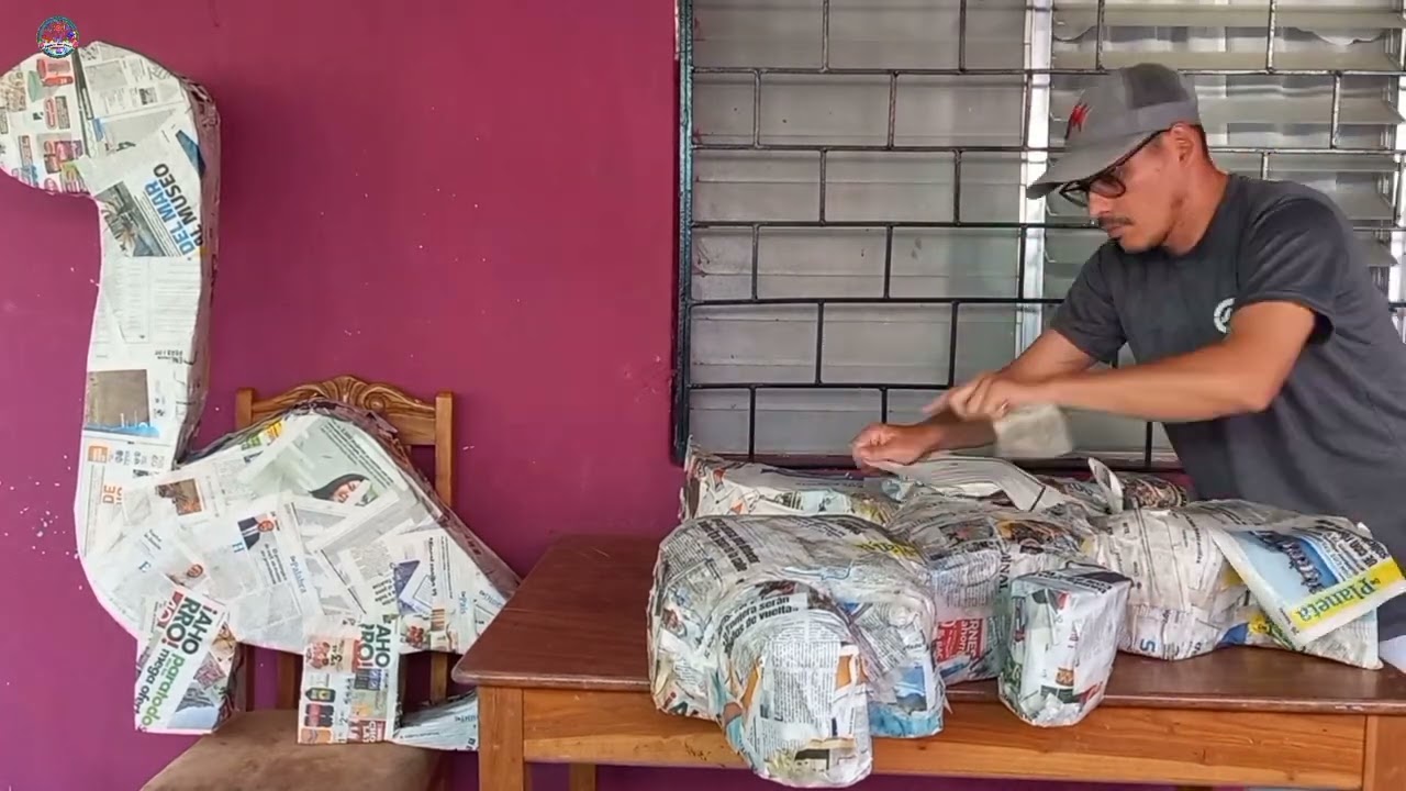 como hacer una piñata de Dinosaurio REX de alambre #dinosaur #dinosaurs #dino #dinosaurios #dinorex