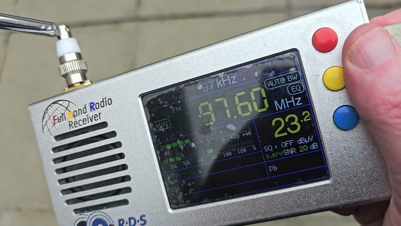 November 2025 FM Radio Band Scan in London England SW2 Lambeth