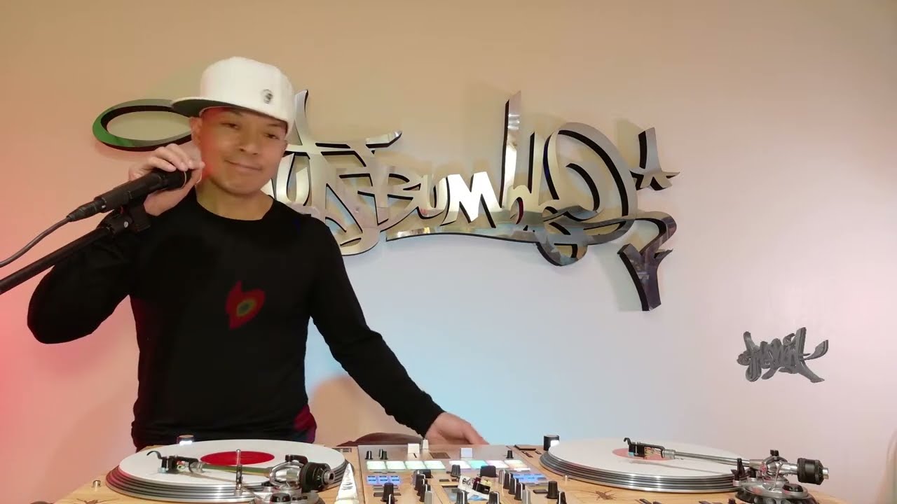 Q*bert #161 Living Turntables WISDOM OF WAX! Dj Qbert djqbert invisibl skratch piklz how to scratch