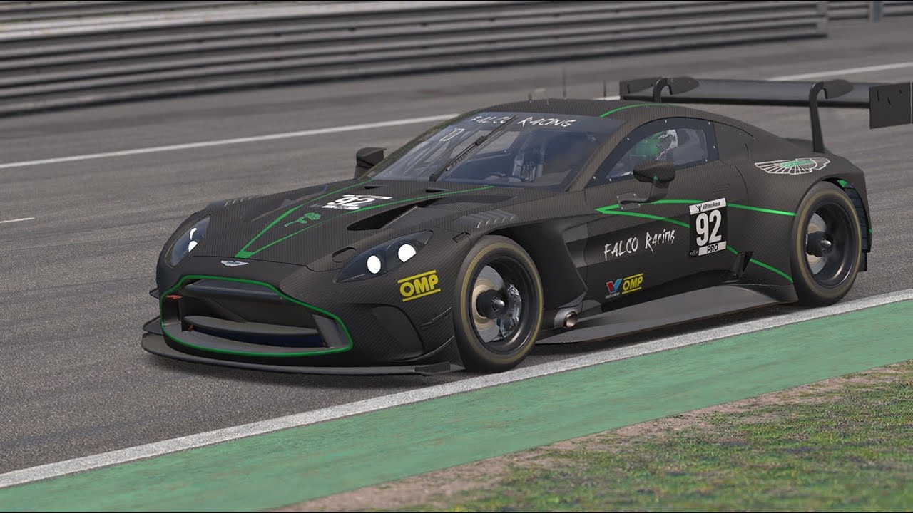 Le Mans sprint s Aston Martin Vantage GT3 EVO