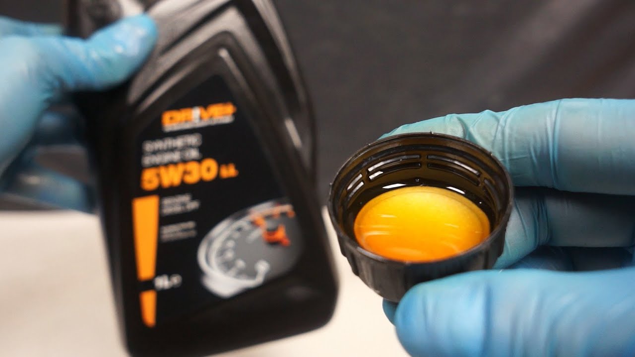 Drive+ 5w30 LL Jak wygląda oryginalny olej silnikowy? #engineoil #oilchange #drive #piotrtester